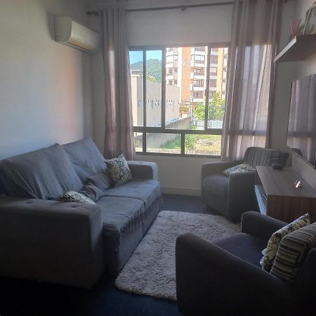 Apartamento Aconchegante Na Enseada Гуаружа Екстер'єр фото